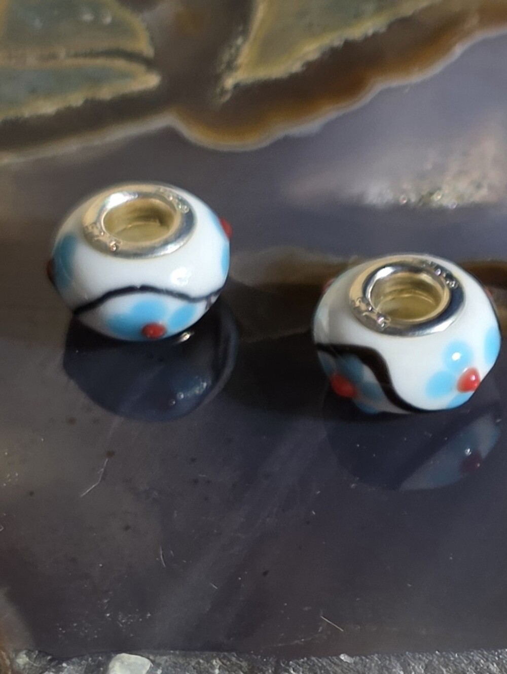 New Murano White & Blue Floral and Glass Charm Beads